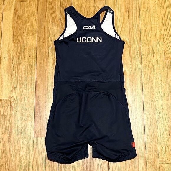Nike Team Issued UConn Huskies Men’s Size M-L CAA Blue White Speedsuit Singlet - Picture 2 of 8